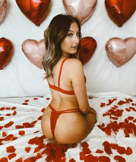 PlaymateSashaVIP hd perfekte bilder