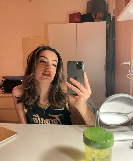 NoraExplorer kunst top galerie