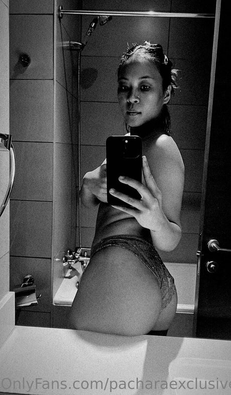 pacharaexclusive nackt exklusive fotos