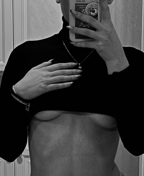 saby oki perfekte sex bilder