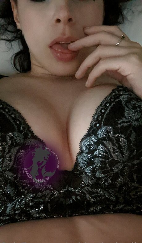 captivatingkaalia hübsche nacktheit galerien