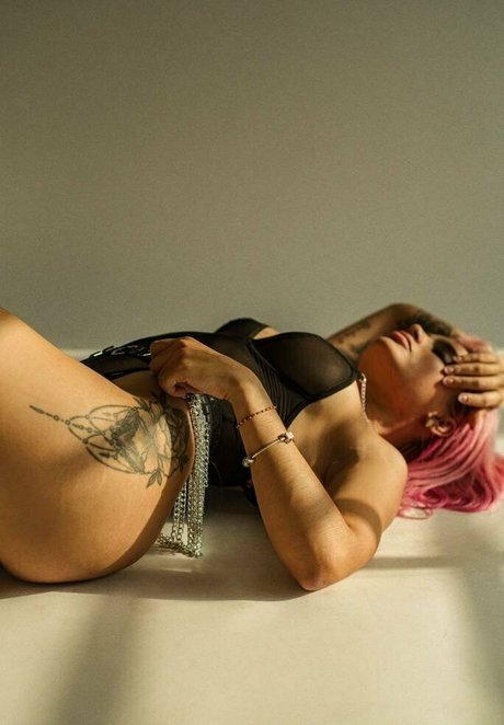 piel morenita z kostenlose nackten bilder