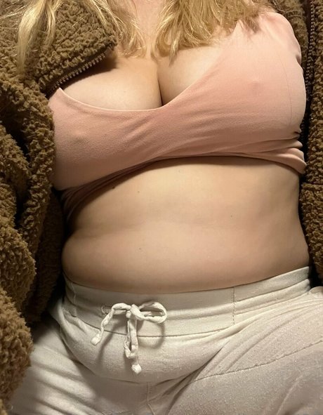 ryliehazefeedee nackt nette bilder