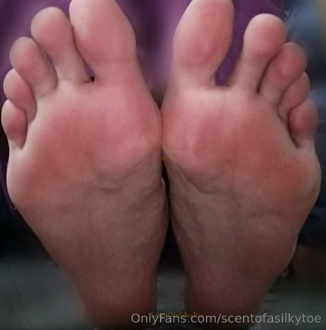 scentofasilkytoe freie sex bild