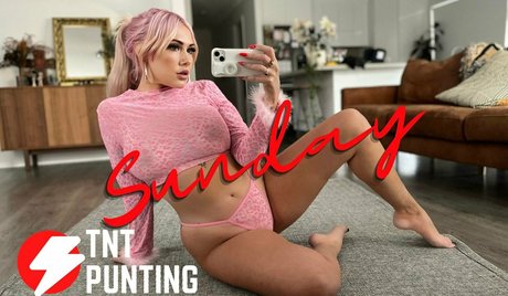 carlyelectriclive hübsche nette fotos