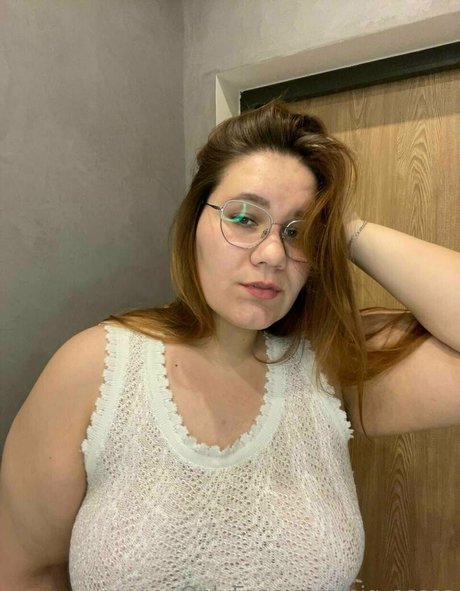 curvy virgin erotische hd foto