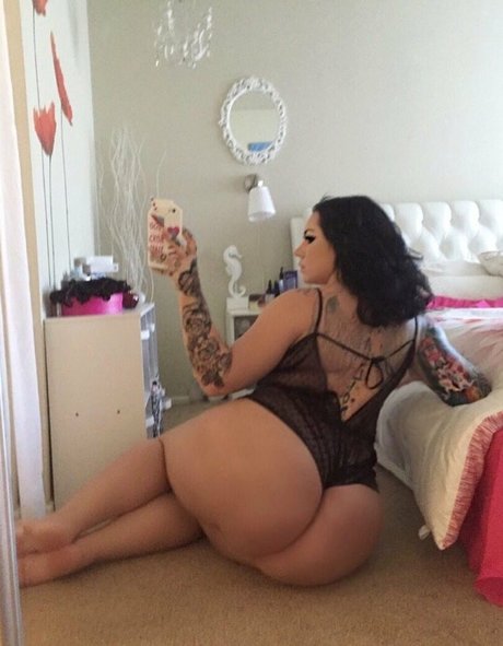 lesbische verführung onlyfans erwachsene akt bilder