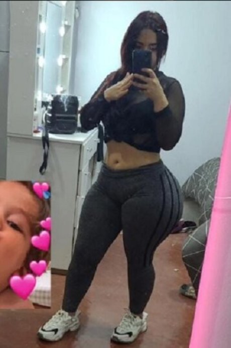 Roxana CT freie exklusive foto