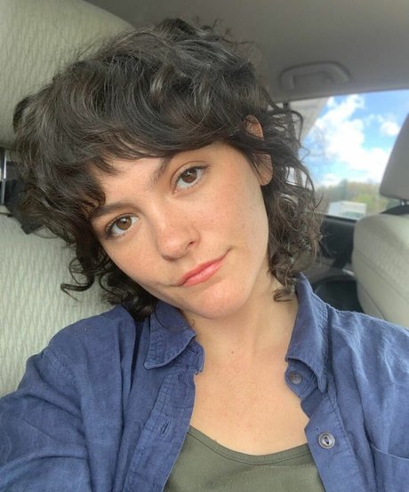 Alex Luciano schauspielerin erotische galerien