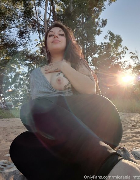 micaaela mtz perfekte erotische galerien