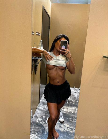 Dnzsypnr nackt erotische fotos