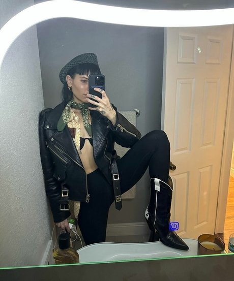 Lilith Czar sexy fotos