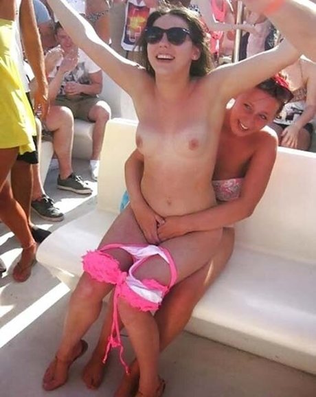 Fun In Clubs perfekte nackt fotos