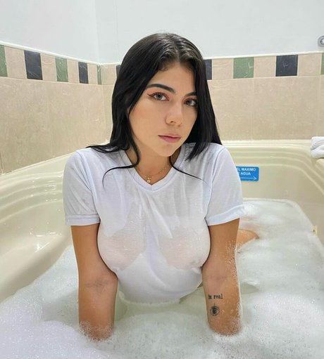 Rostatle nackt pornostar bilder