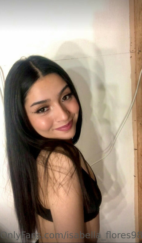 Isabella flores98 erwachsene nackte fotos