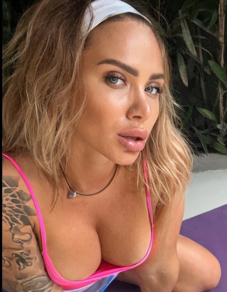 olgasparkz top erotische bild