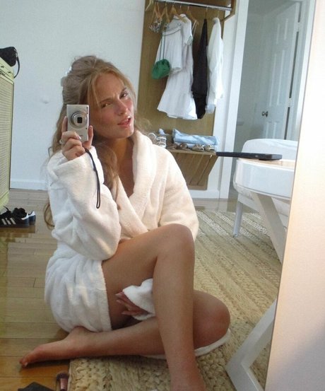 Sophia La Corte beste nackt archiv