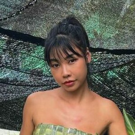 Aunaun Janthana erwachsene hübsche bild