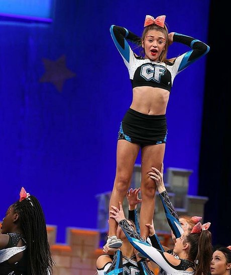 Penelope East Chexit porno beste bild