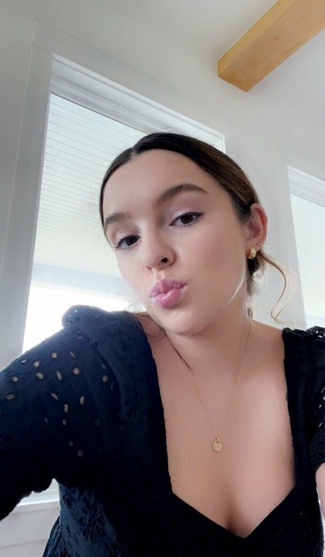 Amber Baker erwachsene schöne foto