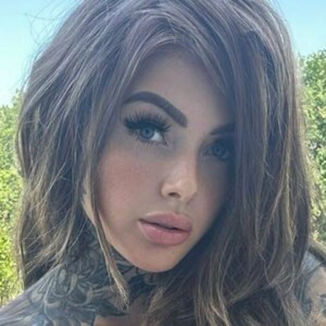 sinfuldollx porno hd archiv