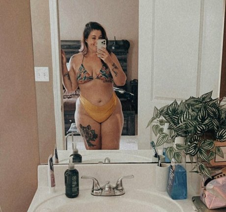 annablythe nackt kunst galerien