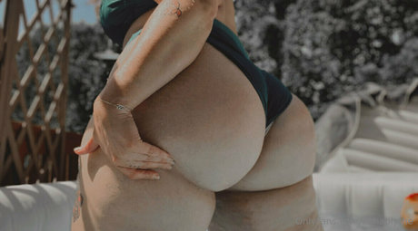 annablythe pornostar top foto