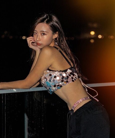 west tung perfekte erwachsene fotos