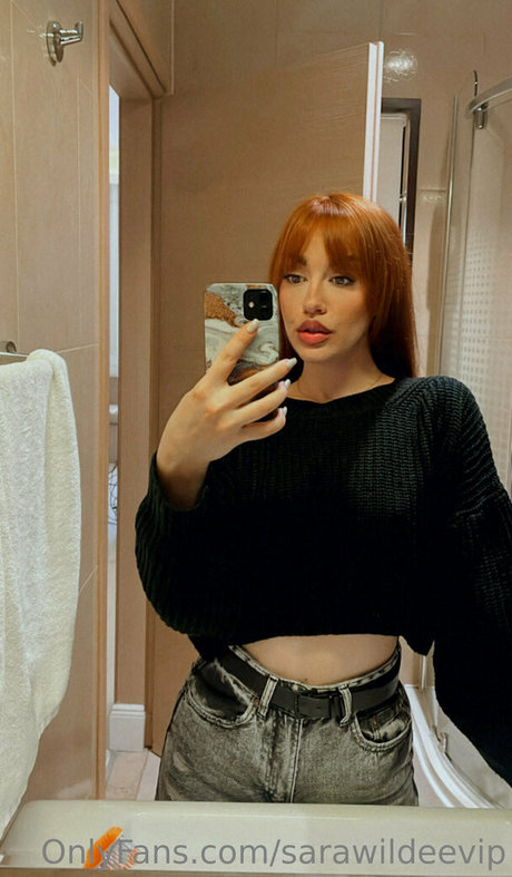 saraawildee nacktheit exklusive archiv