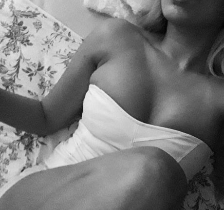 yagmurada sexy porno bild