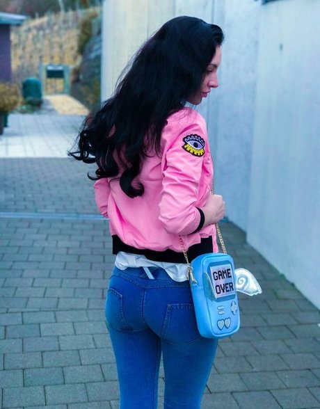 Gnu live exklusive pornografische fotos