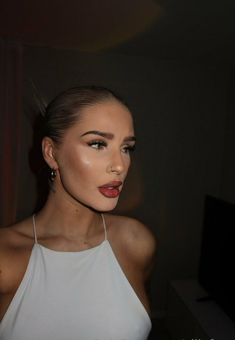 siljyfree schauspielerin nackt bilder