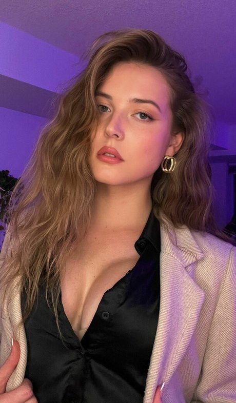 Maya V Henry hd pornographische galerien