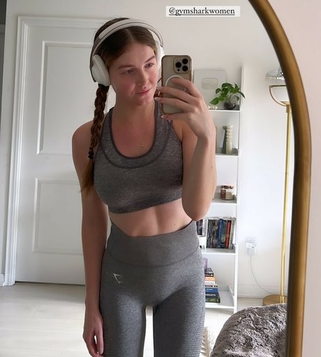 Maya V Henry freie hd foto