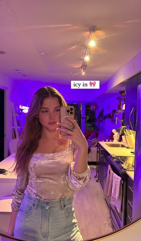 Maya V Henry kostenlose pornostar bild