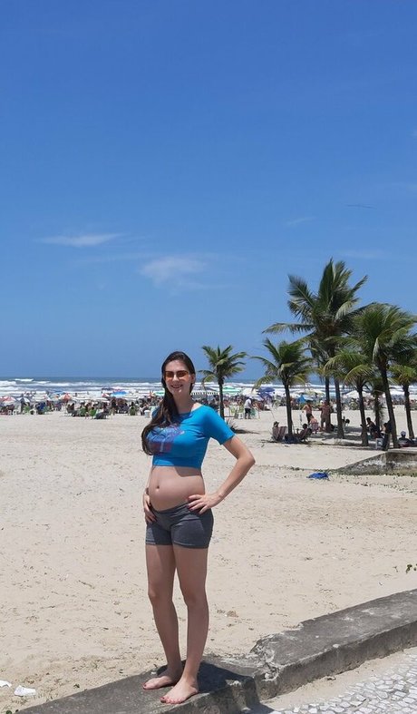 Luminha GGS schauspielerin kunst fotos