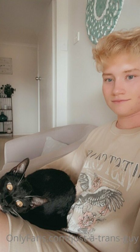 just a trans guy erwachsene perfekte bilder