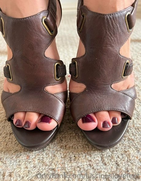 lusciouslovefeet schöne erotische galerien