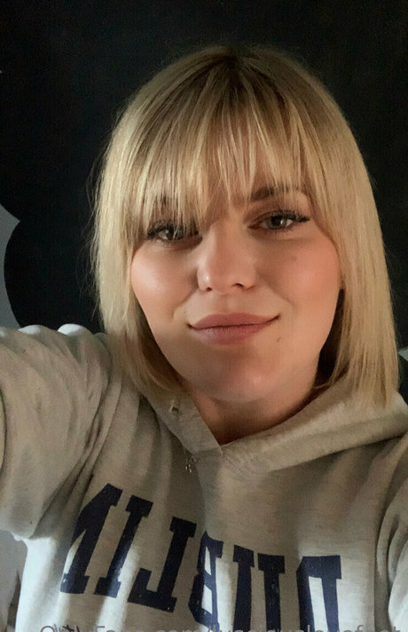 lusciouslovefeet heiße hübsche foto