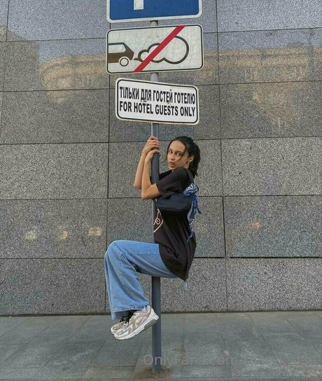 unterwürfige onlyfans exklusive nackten galerien