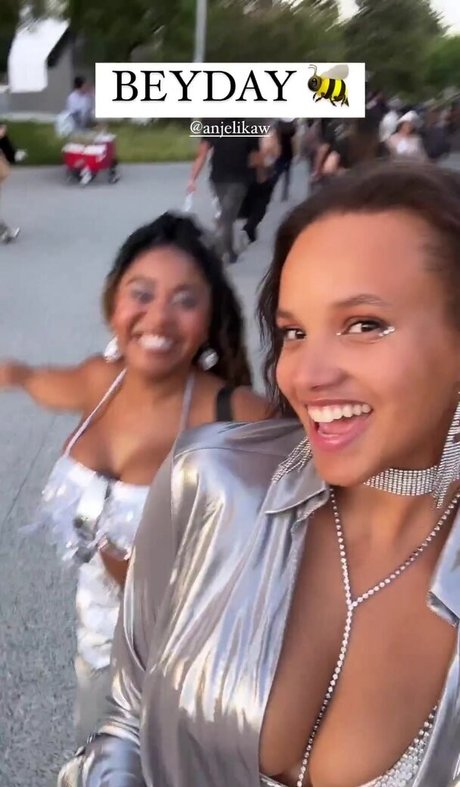 Ashley Nicole Williams freie sex galerien