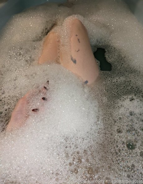 littlepaganprincess schauspielerin hübsche galerie