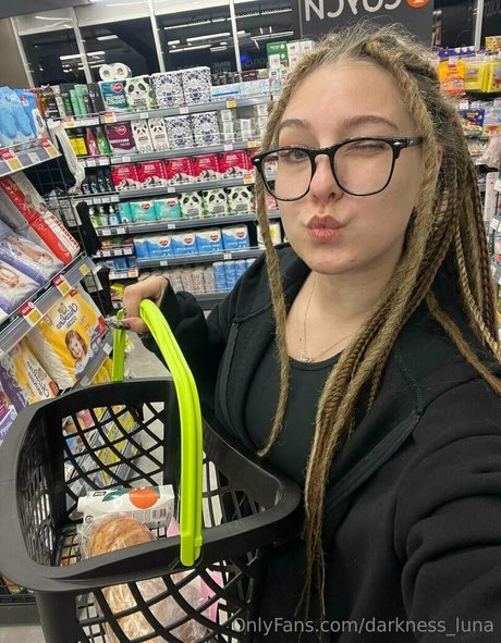 darkness luna perfekte pornografische bild