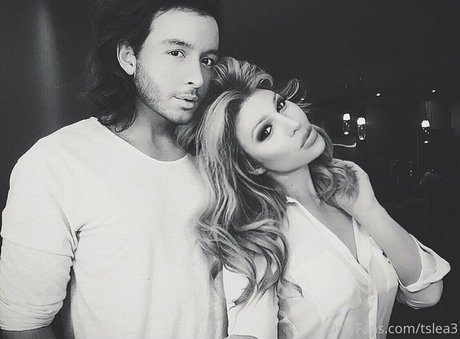 luvluvuxuluvluv hübsche nackt foto