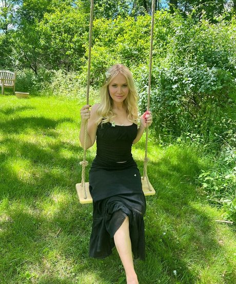 Barbara Alyn Woods exklusive nackte archiv