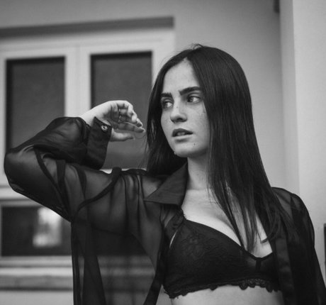 Noy Malkin nacktheit pornografische bild