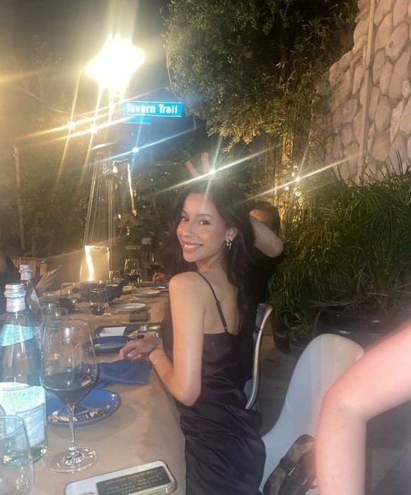 Izabella Alvarez hübsche pornostar bilder