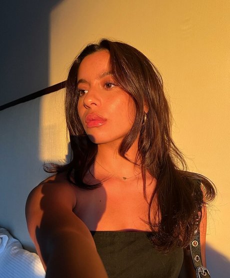 Izabella Alvarez perfekte pornographische foto