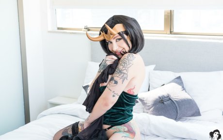 Hilo Suicide perfekte xxx archiv