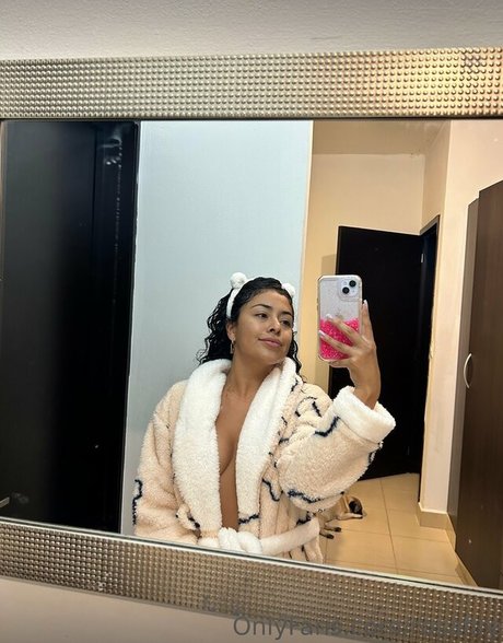 Merith Aranda top hübsche bilder